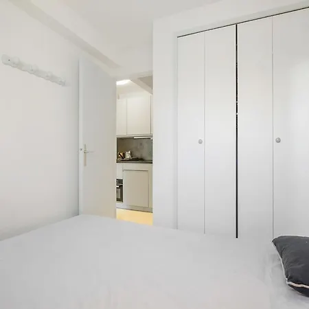 Appartamento In Near